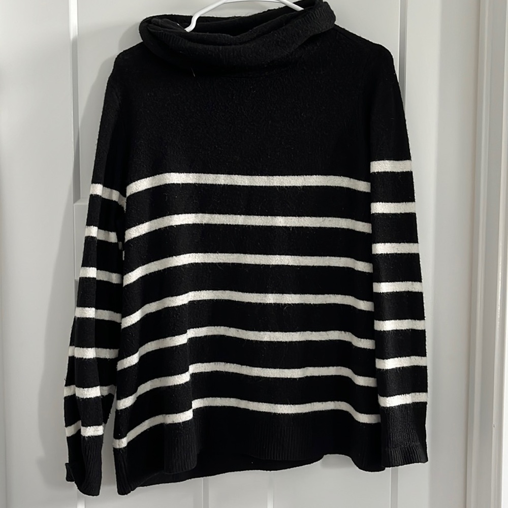 old navy sweater